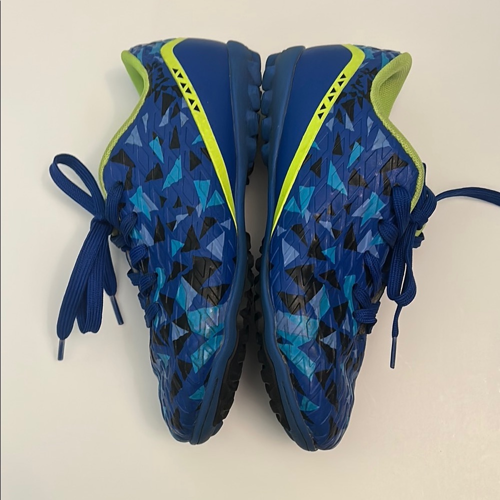 Indoor Soccer Cleats/ Shoes by Dream Pairs Blue and Green Pattern Kids Size 3 - Picture 6 of 6